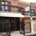 Hotel Maximo