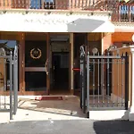 Hotel Maximo